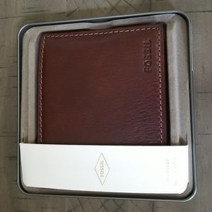 Fossil Elgin Leather Wallet Cognac